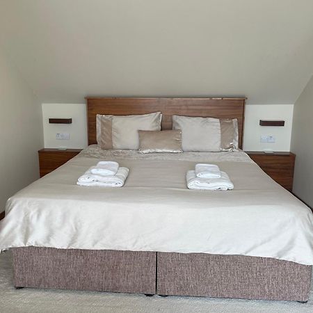 Waterfront House Hotel Finstown Екстериор снимка
