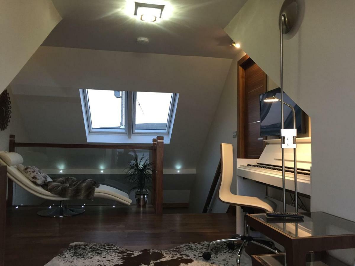 Waterfront House Hotel Finstown Екстериор снимка